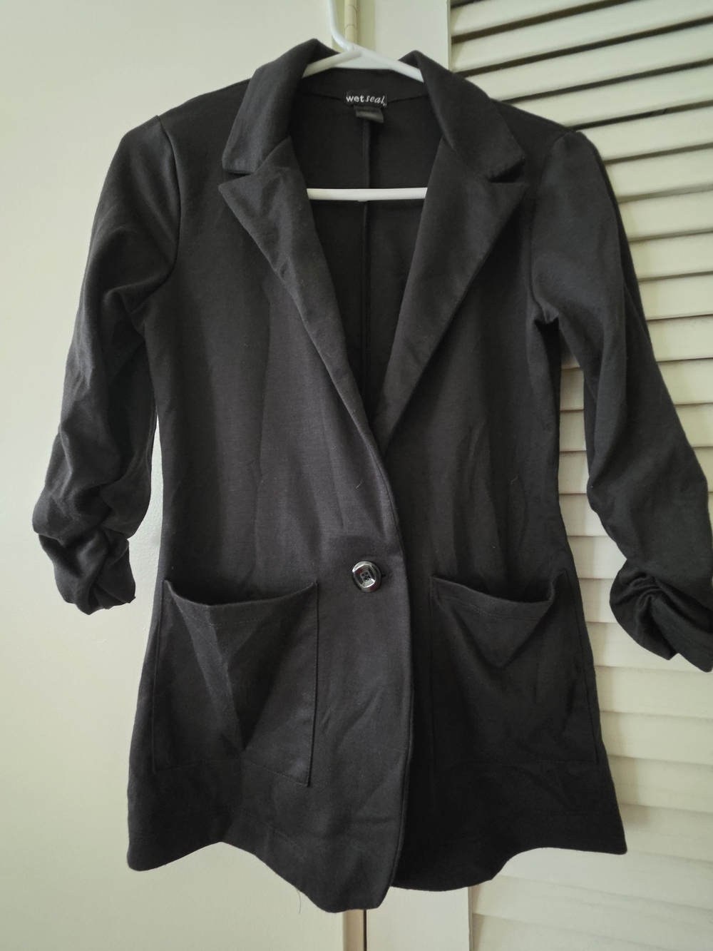 Wet Seal Black Single-Button Longline Blazer